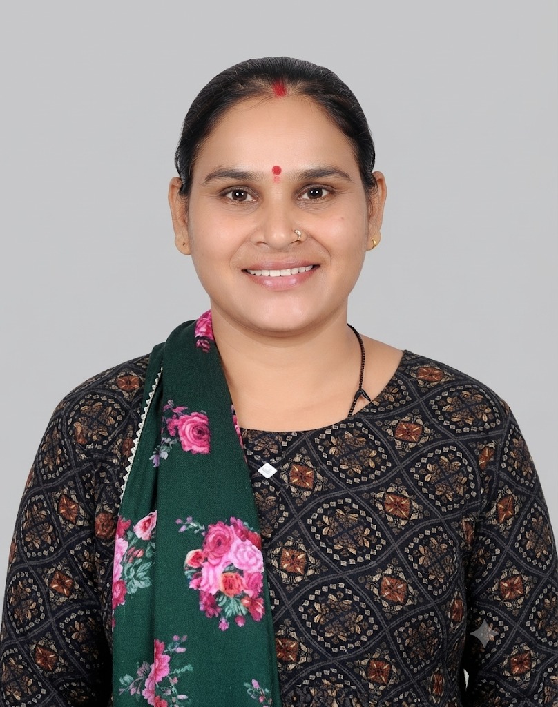 Babita dinaar - Part time Baby Sitter in GramPanchayat Kalher in Thane